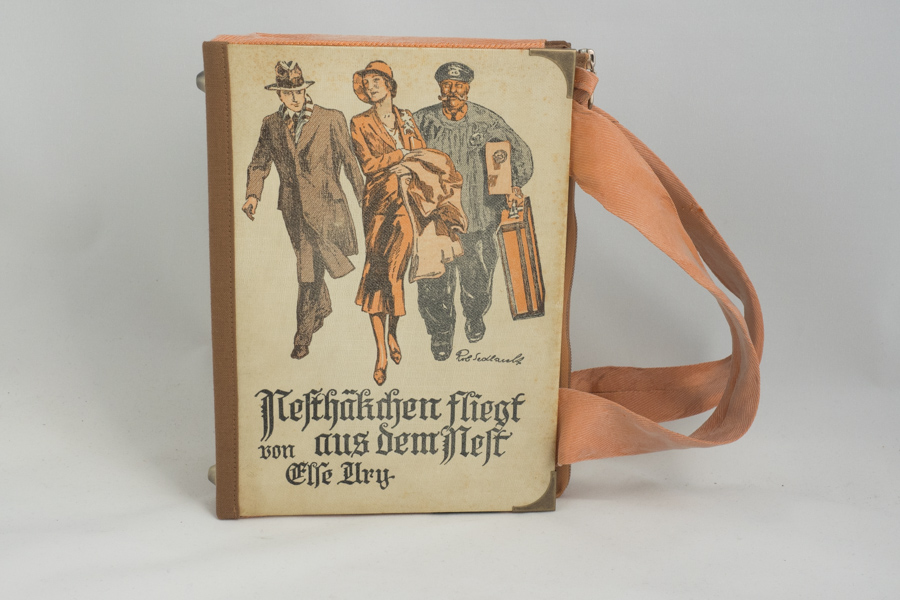 Tasche aus dem Buch "Neshäkchen fliegt aus dem Nest"
