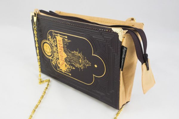 Tasche oder Clutch aus einem alten Buch von Spielhagen