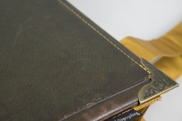 Tasche aus einem Notenbuch von Mozarts "Don Juan"