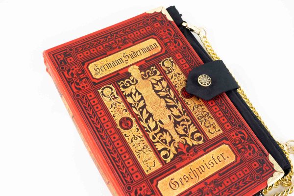 Tasche/Clutch aus einem antiken Buch "Geschwister" in rot mit vielen Goldverzierungen kombiniert mit schwarzem Stoff