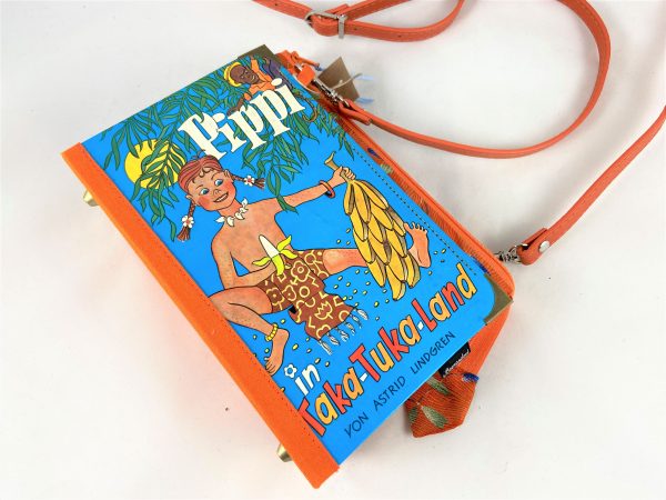 Tasche aus einem Pippi Langstrumpf Buch aus den 70ern "Pippi im Taka-Tuka-Land" kombiniert mit einer orange gemusterten Krawatte